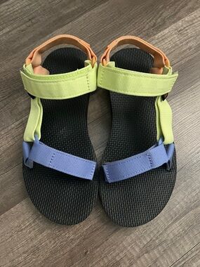 Teva Women's Original Universal Sport Sandal size 6